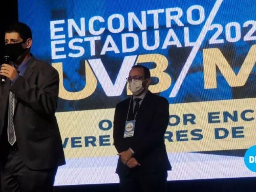 Valadares recebe encontro estadual de vereadores