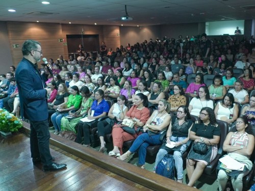 Prefeitura ministra curso sobre autismo e inclusão em Ipatinga