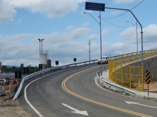 Aeroporto Regional do Vale do Aço ganha acesso por viaduto