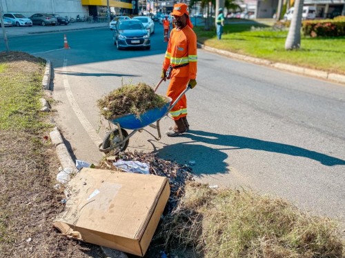 Ipatinga não terá coleta de lixo no Natal  