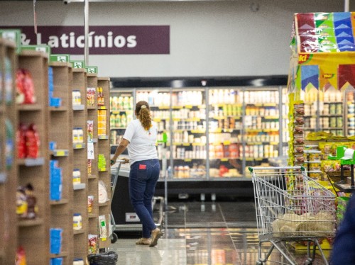 Comércio de Fabriciano e Timóteo fecham acordo para feriados de 2025