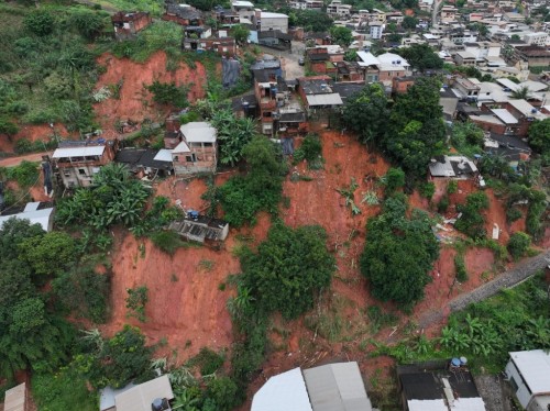 Balanço em Santana do Paraíso: apoio a famílias atingidas pelas chuvas