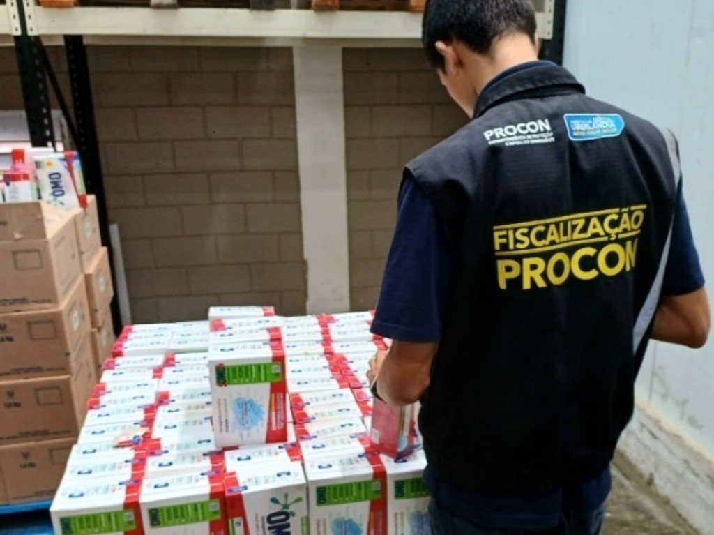 Por acordo com o Procon rede supermercadista terá que pagar R$ 746 mil por vender caixas de sabão em pó falsificadas em Uberlândia
